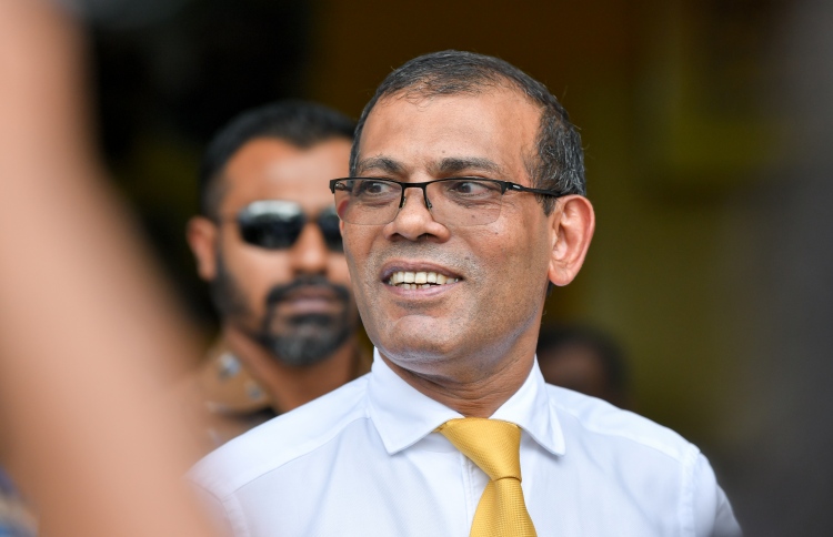 ނަޝީދުގެ ޓްވީޓާ ގުޅިގެން ގިނަ ބައެއްގެ ފާޑުކިޔުން!