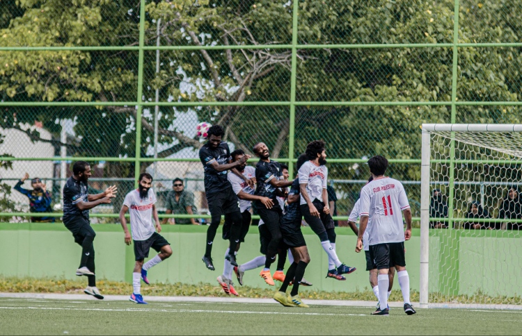 ފަހަތުންއަރައި އިހަވަންދޫ ބަލިކޮށް ދިއްދޫ ލީޑުފުޅާކޮށްފި