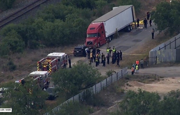 ވަގަށް އެތެރެވި ބަޔަކު ލޮރީ ތެރޭގައި މަރުވެއްޖެ