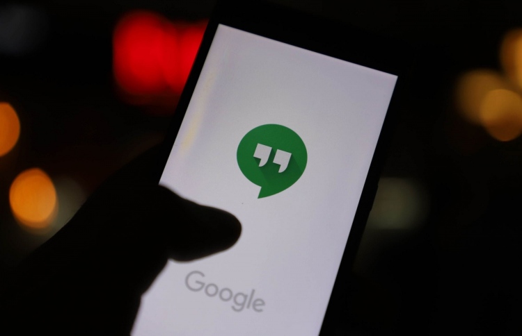 ގޫގުލް ހޭންގްއައުޓްސް ނޮވެމްބަރުގައި ހުއްޓާލަނީ