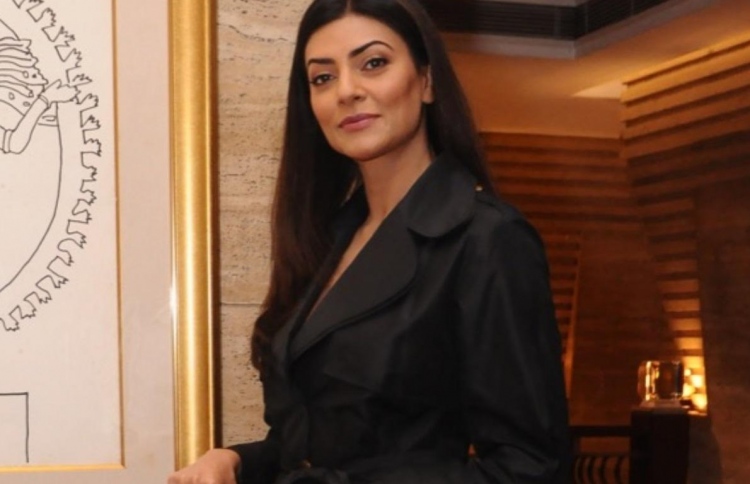 ސުޝްމީތާ ސެން.