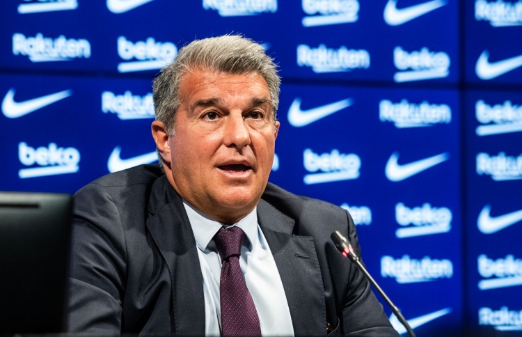 ޑި ޔޮންގެ ޓްރާންސްފާގައި ބާސާގެ ރައްދެއް ޔުނައިޓެޑަށް