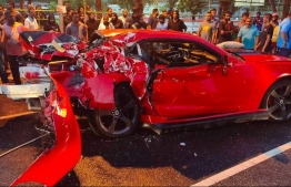 Red car after the road collision: two men and two women were being treated in the ICU --