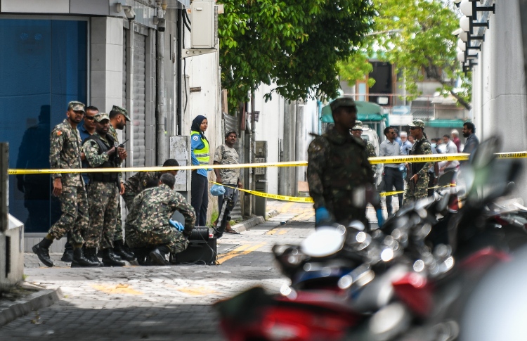 ސަމާސާ ވިހަވެއްޖެ: މަޖަލަކަށް ކުރިޔަސް، ކުށްވެރިވާނެ!