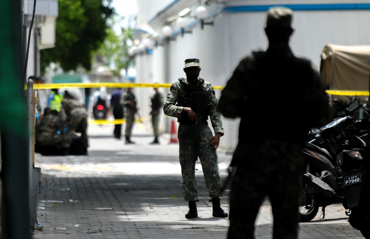 "ބާރުގަދަ ގޮއްވުންތަކަށް ބޭނުންކުރާ ކެމިކަލެއް ފެނުނު"