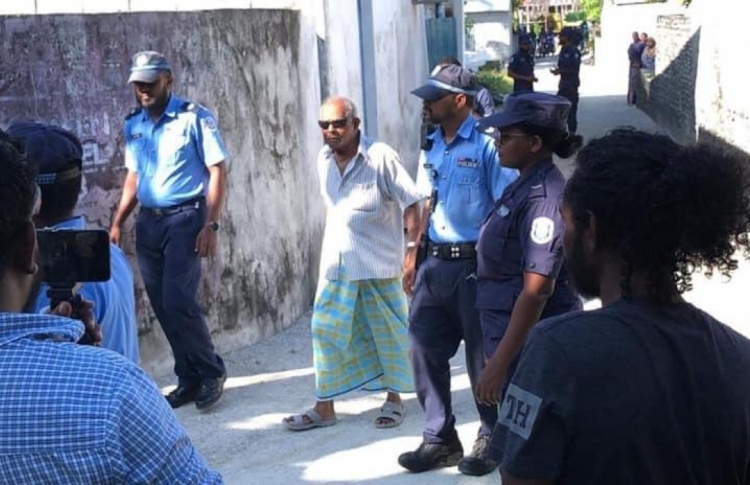 ކަނޑުހުޅުދޫ ރޭޕް: ކާފަ، މުނިކާފަ އުމުރަށް ޖަލަށް