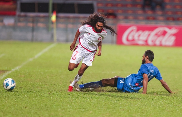 ވަރުގަދަކޮށް ނުކުތް ޖޭޖޭ އާއި ބުރު ވެސް ފެށީ މޮޅަކުން