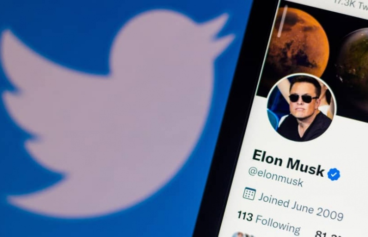 ވެރިފައިޑް އެކައުންޓަކުން 8 ޑޮލަރު ނަގާނަން: މަސްކް