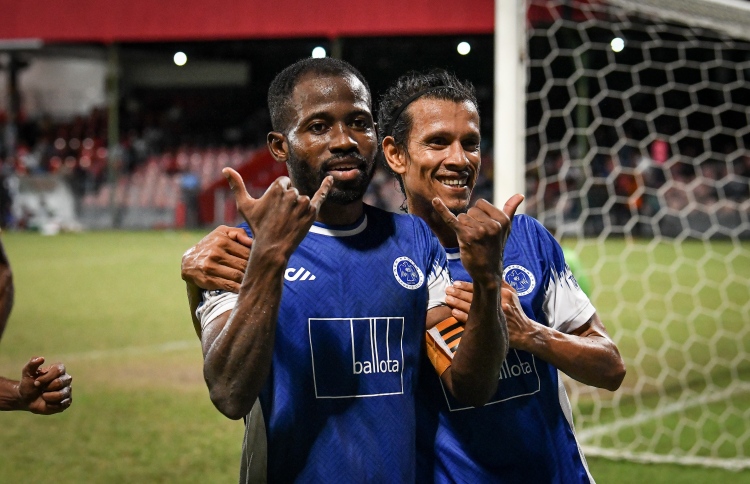 ސަޕޯޓަރުންގެ ފޯރިއާއެކު ނިއުއިން ވިކްޓަރީ ބަލިކޮށްފި