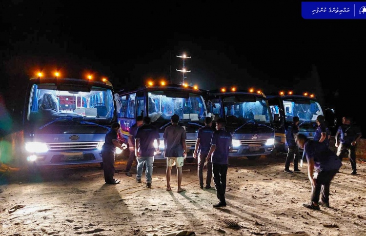 އާރްޓީއެލް ބަސްތައް އައްޑުއަށް ގެންގޮސްފި