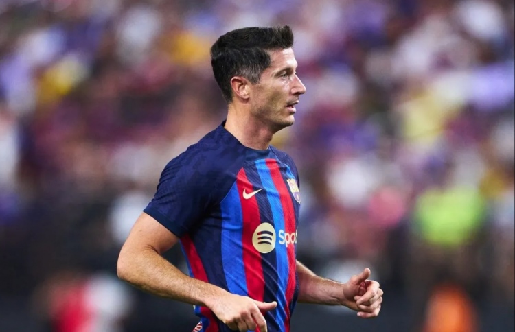 ބަޔާނުން އަހަންނާ ބެހޭގޮތުން ހެދީ ދޮގު: ލެވަންޑޯސްކީ