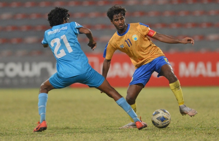 ފުޓްބޯޅައިގެ ތަރި އާމިން ރާޅުތަކުގެ މަތީގައި އުދުހެނީ