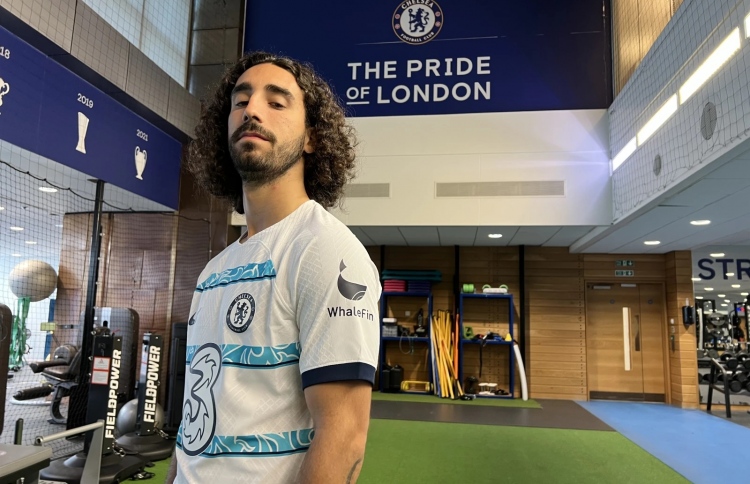 ޕްރިމިއާ ލީގު ފެށުމުގެ ކުރިން ކުކުރޭލާ ޗެލްސީ އަށް