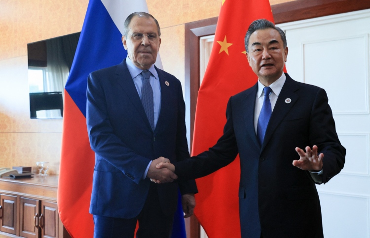 ރަޝިޔާ، ޗައިނާ، އެމެރިކާގެ ޚާރިޖީ ވަޒީރުން އިންޑިއާ