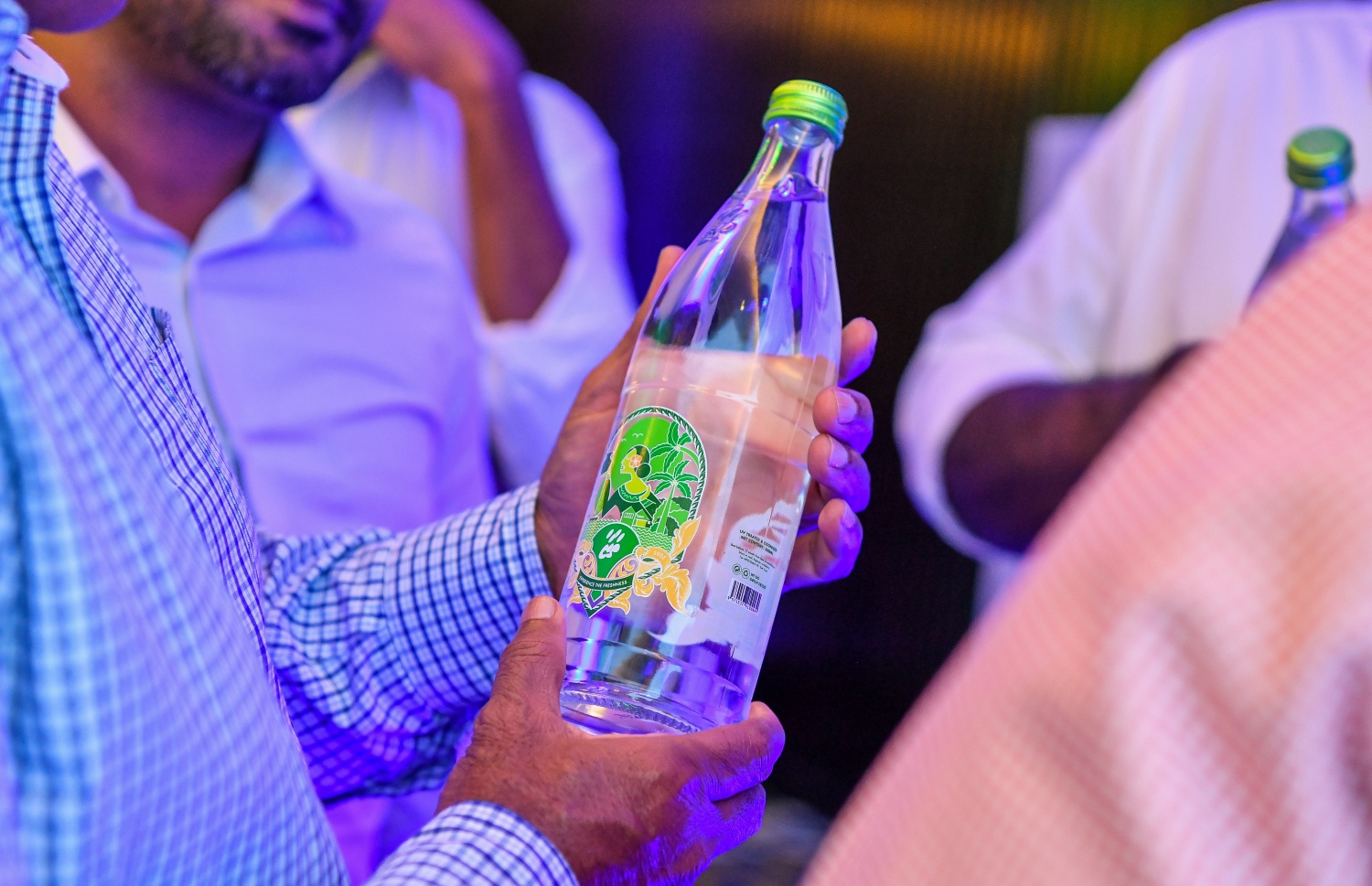 ތާޒާ އިން އަލަށް ލޯންޗުކުރި ބިއްލޫރި ފުޅި ---ފޮޓޯ: ފަޔާޒް މޫސާ | މިހާރު