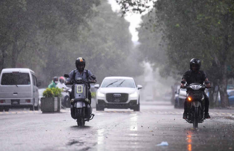 ފަސް ދުވަހަށް ރައްކާތެރިކަމުގެ ފިޔަވަޅު އަޅަން އެދިއްޖެ