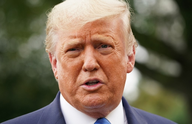 އެފްބީއައިއާ ދެކޮޅަށް ޓްރަމްޕު ދައުވާ ކުރައްވައިފި