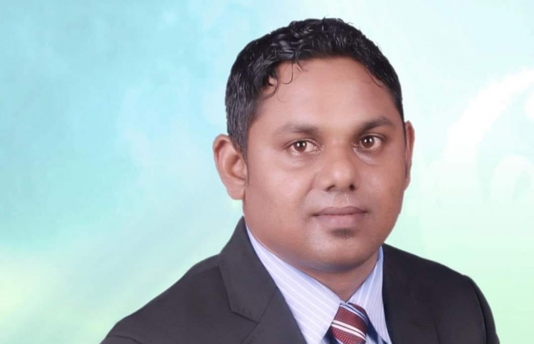 ފުވައްމުލަކުގެ ކުރީގެ ކައުންސިލަރަކު ނިޔާވެއްޖެ