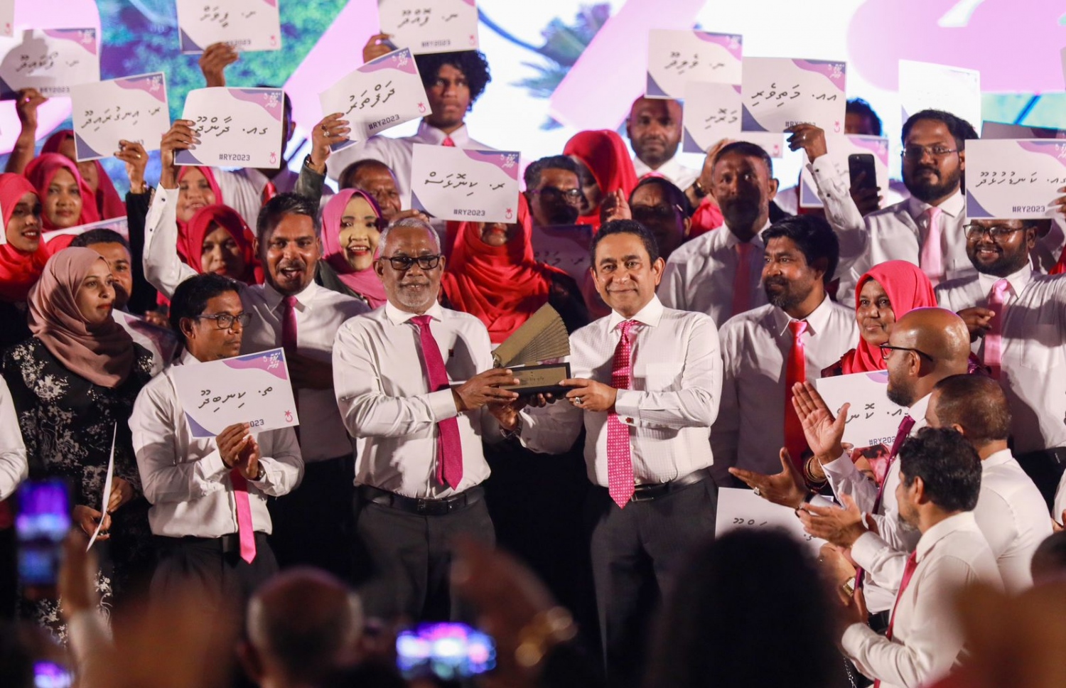 އަންނަ އަހަރުގެ ރިޔާސީ އިންތިހާބުގެ ޕީޕީއެމްގެ ޓިކެޓް ޔާމީނަށް މިރޭ އަރުވަނީ.---ފޮޓޯ: ޕީޕީއެމް