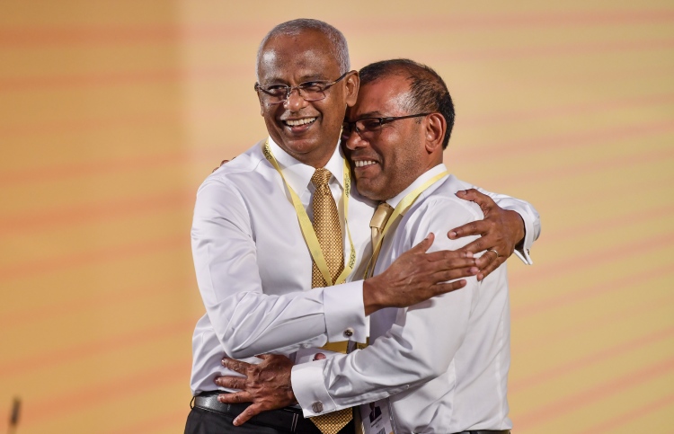 ގަރާރު މިއަދު ހުށަނޭޅީ އިތުރަށް މަޝްވަރާކުރަން: ނަޝީދު