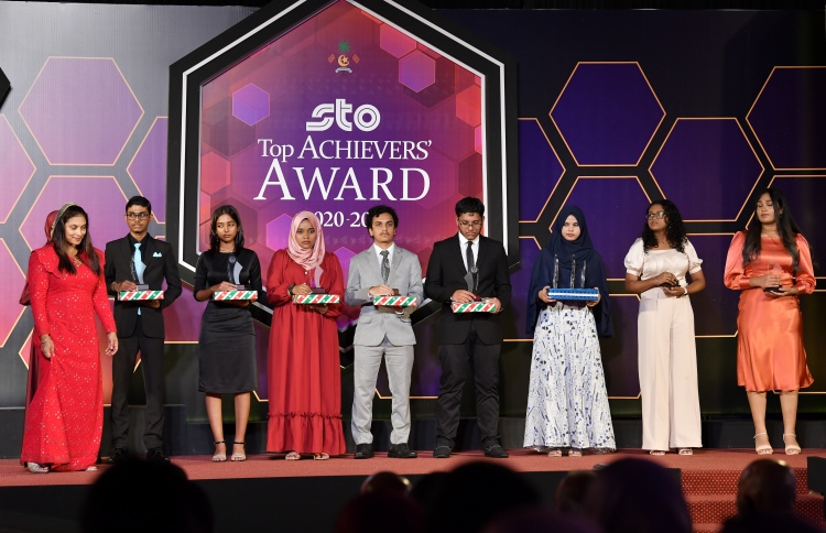 ގަދަ 10 ގައި 844 ކުދިން، އެވޯޑް ދިނުން މި މަހު