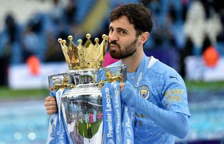 ބެނާޑޯ ސިލްވާ ބާސާ އަށް ޝައުގުވެރިވޭ: ގާޑިއޯލާ