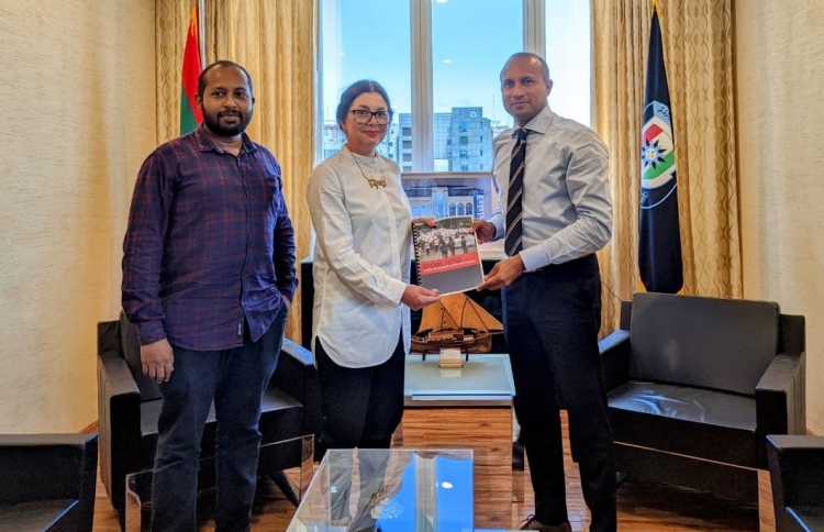 "ނޫސްވެރިކަމުގެ މިނިވަންކަމަށް ވައުދުވިޔަސް ގޮންޖެހުން އެބަހުރި"