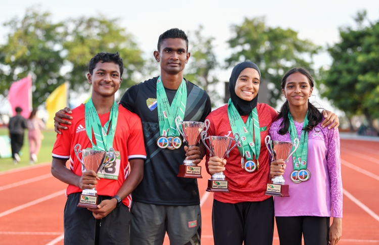 މޮޅު އެތުލީޓުންނަކީ ސާއިދު، ހިމްނާ، އަޔާން، ދާނާ