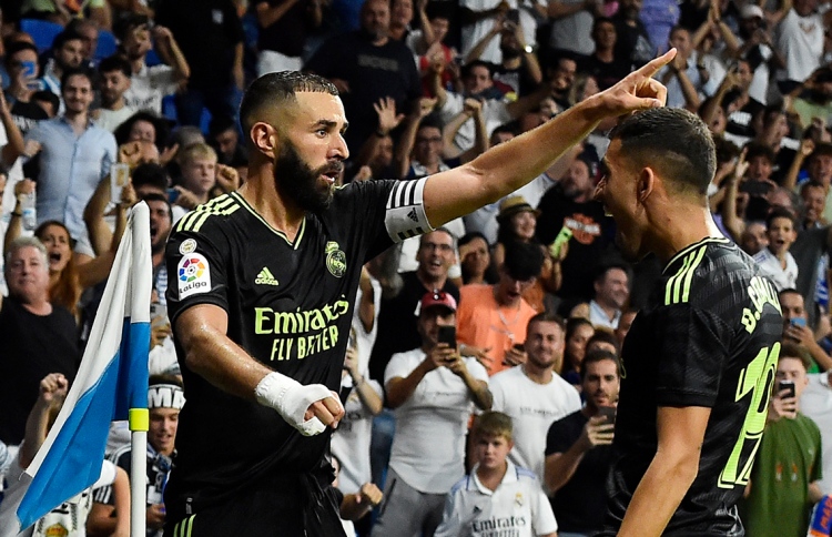 ފަހުވަގުތު ބެންޒެމާ ޖެހި ލަނޑުތަކުން ރެއާލް މޮޅުވެއްޖެ