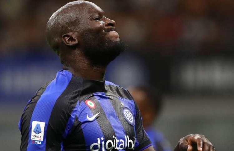 މިލާން ޑާބީގައި ލުކާކޫ އަށް ނުކުޅެވޭނެ: އިންޓަ