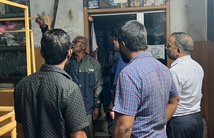 ޑްރަގްސް ބޭނުންކުރާތީ މާރުކޭޓު މަތި ބަންދުކުރަނީ