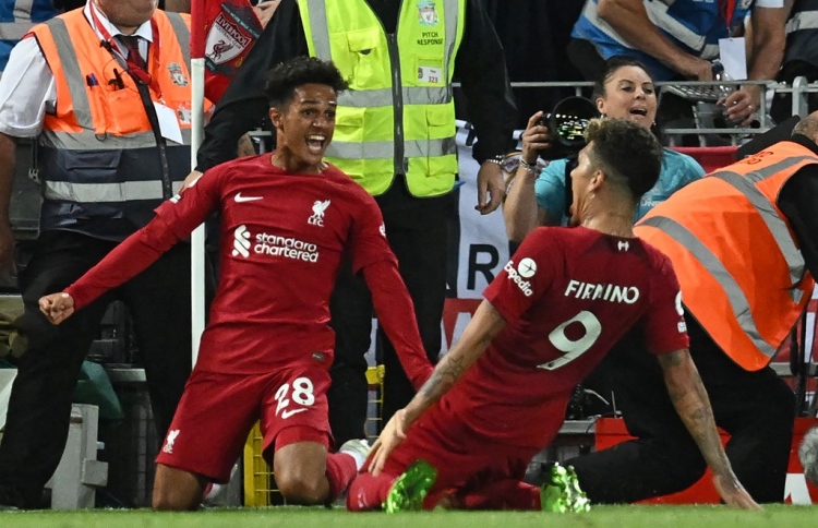 ލިވަޕޫލަށް އުނދަގޫ މޮޅެއް، ހާލަންޑަށް ދެވަނަ ހެޓްރިކް