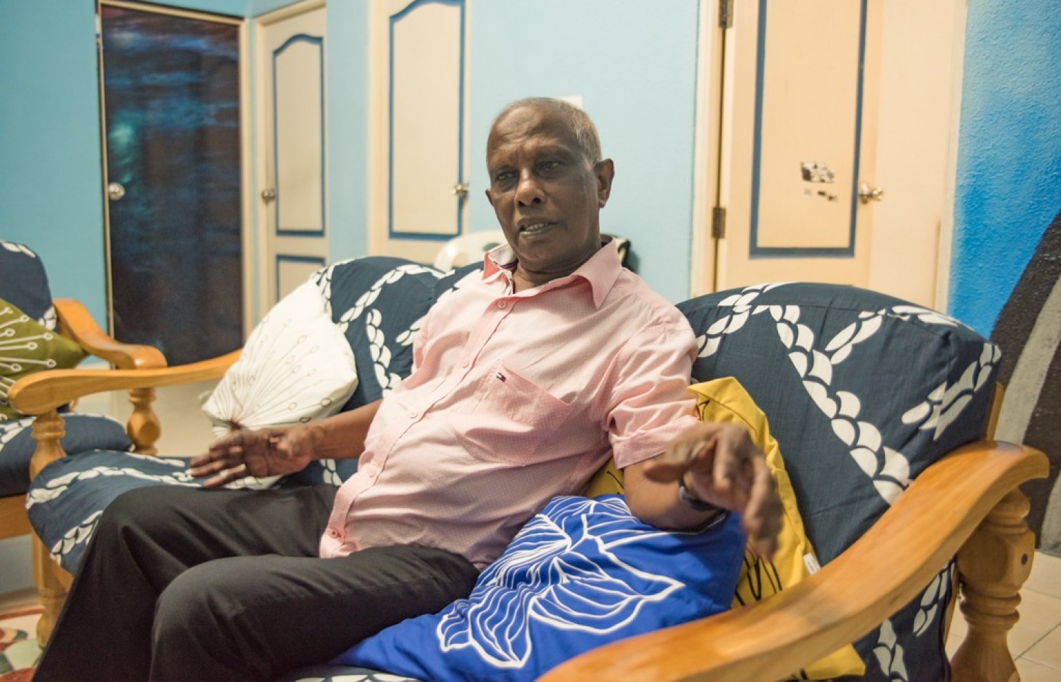 ނިއުގެ އޭރުގެ މަސްއޫލުވެރިޔާ ކުއީން ވަހީދު: މޫސަ މައްސަލައިގައި ހުންނެވީ ހިތްހަމަނުޖެހިފައި. --ފޮޓޯ: އަވަސް