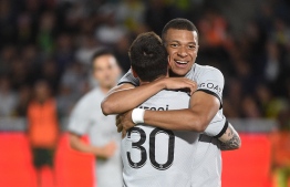 ޕީއެސްޖީން އެމްބާޕޭ އަށް 60 މިލިއަން ދޭން ޖެހިއްޖެ