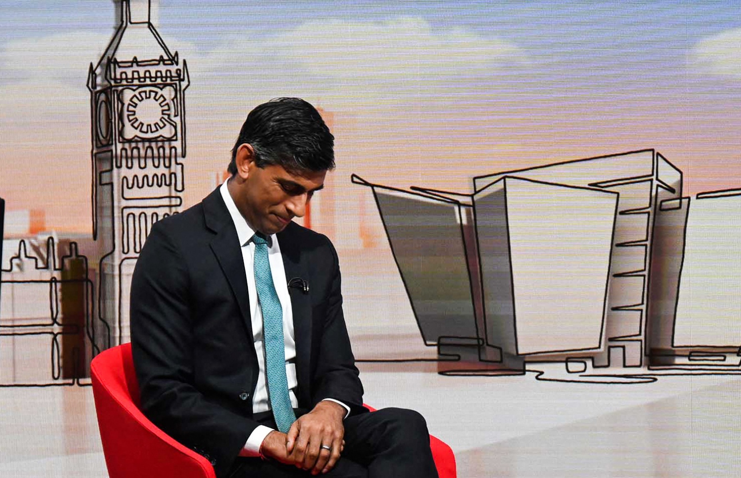 އިނގިރޭސި ވިލާތުގެ ކޮންޒަވޭޓިވް ޕާޓީގެ ލީޑަރުގެ މަގާމަށް ވާދަކުރައްވާ ދެ ބޭފުޅުންގެ ތެރެއިން، އެ ގައުމުގެ ކުރީގެ މާލީ ވަޒީރު ރިޝީ ސުނަކް، ބީބީސީ އަށް އިންޓަވިއުއެއް ދެއްވަނީ. --އޭއެފްޕީ