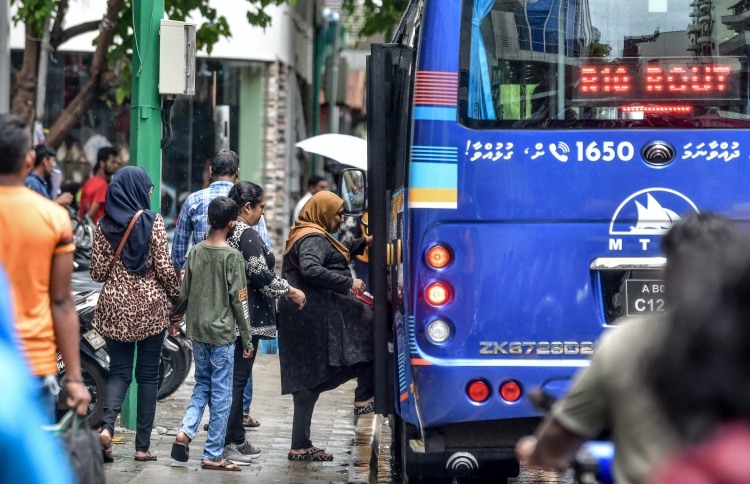 ޕަބްލިކް ޓްރާންސްޕޯޓް ބޭނުންކުރަނީ ހަތް ޕަސެންޓް މީހުން