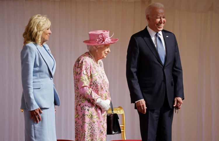 ރާނީގެ ޖަނާޒާގައި ގައުމުތަކުގެ ވެރިން ބައިވެރިވާނެ