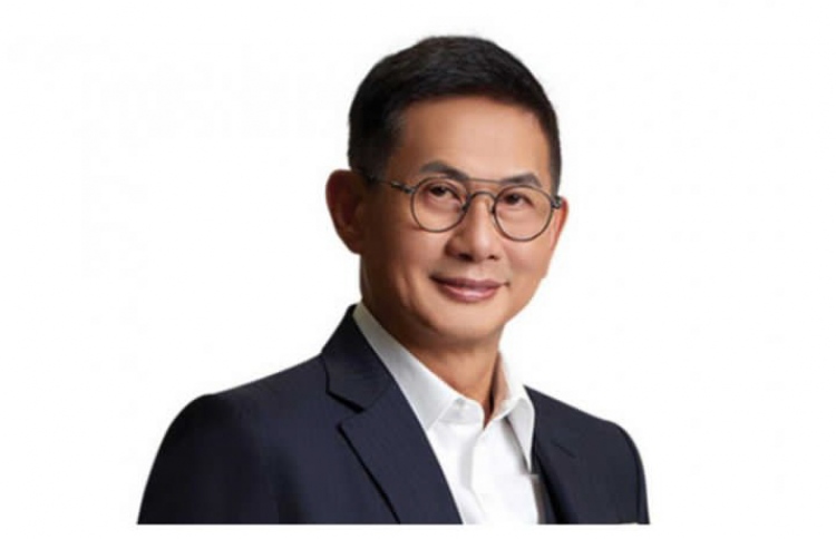 ސިންހާ އެސްޓޭޓްގެ ޗެއާމަން އަވަހާރަވެއްޖެ