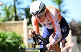 Ellen van Dijk of the Netherlands competes in the women's individual elite time trial cycling event at the UCI 2022 Road World Championship in Wollongong on September 18, 2022. (Photo by WILLIAM WEST / AFP)