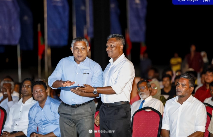 އާ ޑްރެޖަރުން ދާންދޫ ބިން ހިއްކުން ރަސްމީކޮށް ފަށައިފި