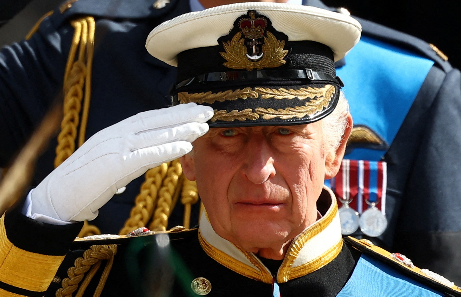 ސެޕްޓެމްބަރ 19، 2022؛ އިނގިރޭސި ވިލާތުގެ ރާނީ އެލިޒަބަތު ދޭއްގެ ޖަނާޒާގައި، އެ ގައުމުގެ މިހާރުގެ ރަސްގެފާނު ޗާލްސް ތިނެއް ބައިވެރިވެވަޑައިގަންނަވަނީ. --އޭއެފްޕީ