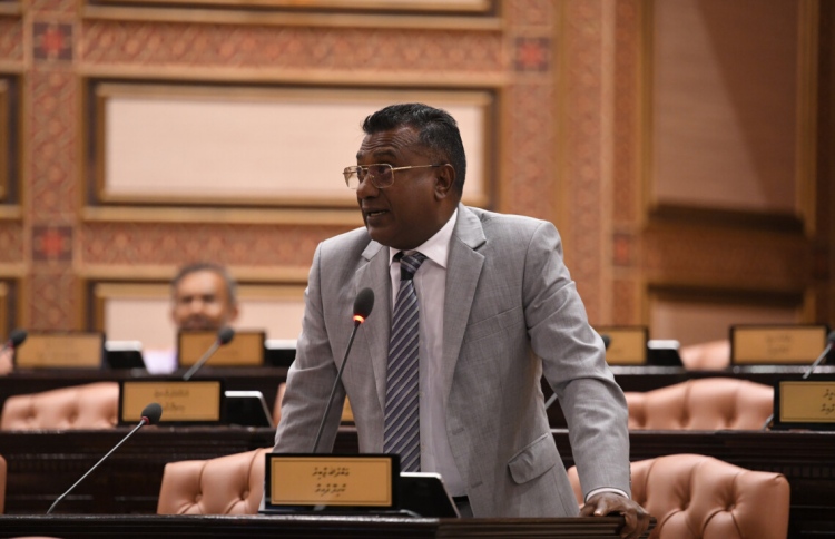 ގޭންގަކުން ފުލުހުންނަށް ހަމަލަ ދިން މައްސަލަ ސީރިއަސް