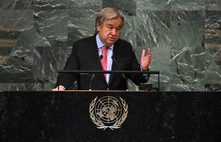 ދުނިޔެ މި ދަނީ ހައިޖާނަކާ ދިމާލަށް: ގުޓަރެސް