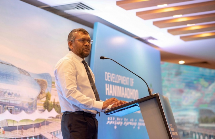 އުފާވެރި ދިރިއުޅުމެއް އޮތީ ދަރަނި ނަގައިގެން: ފައްޔާޒު