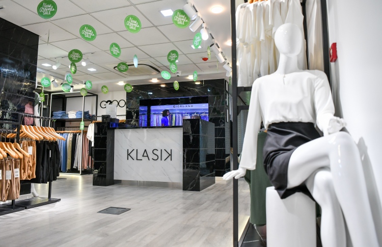 ކްލެސިކުން ޖީ2000 ގެ އާ ކަލެކްޝަނެއް