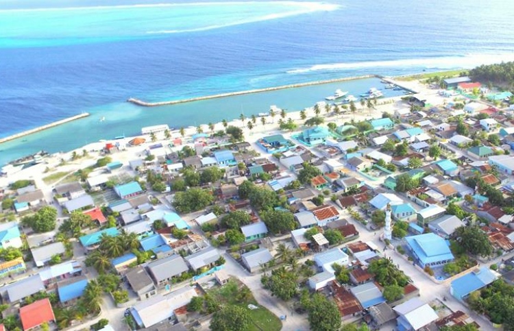 ލޯންޗަކާއި ދޯންޏެއް އެކްސިޑެންޓުވެ މީހަކު މަރުވެއްޖެ