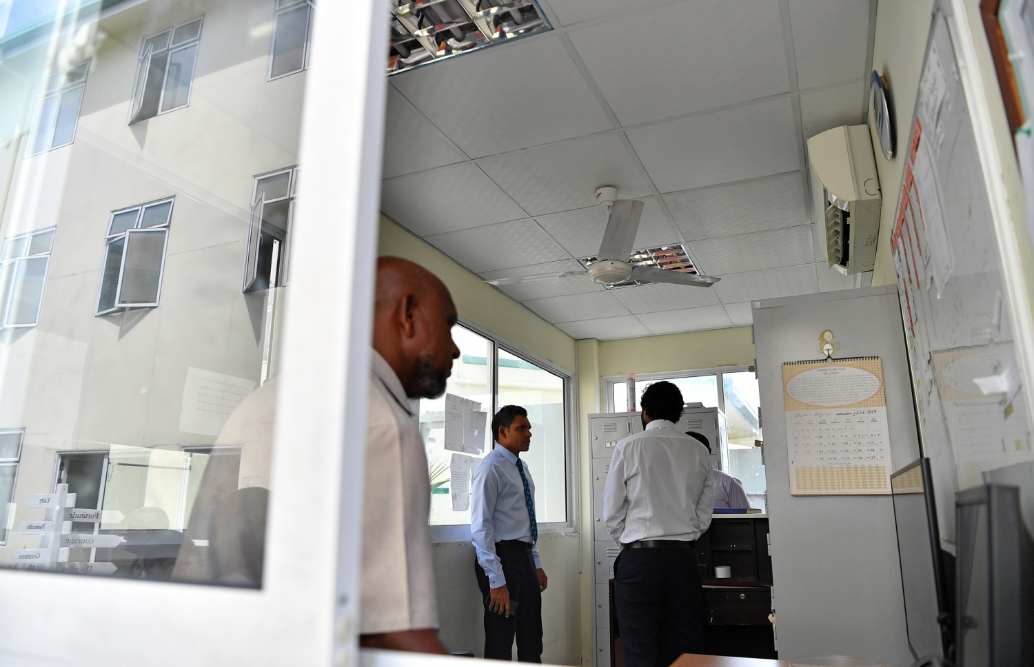 ހުޅުމާލޭގައި ހުންނަ ހާފްވޭ ހައުސް އަށް ނައިބް ރައީސް ފައިސަލް ނަސީމް 2019 ގައި ވަޑައިގެންނެވިއިރު އެތަނުގެ އެތެރޭގައި ނަގާފައިވާ ފޮޓޯއެއް -- ފޮޓޯ: ރައީސް އޮފީސް