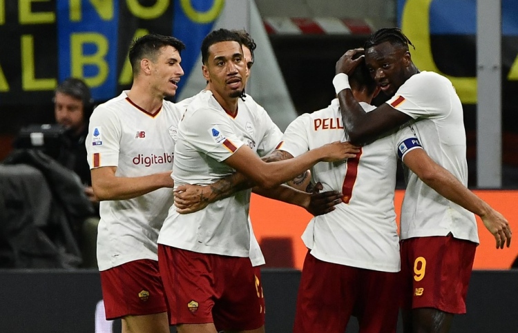 ރޯމާއިން އިންޓަ ބަލިކޮށްފި، މިލާނަށް ވެސް މޮޅެއް