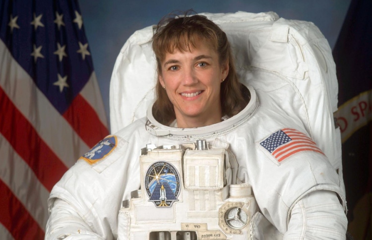 ނާސާގެ މަޝްހޫރު އެސްޓްރޮނޯޓެއް ރާއްޖެ އަންނަނީ