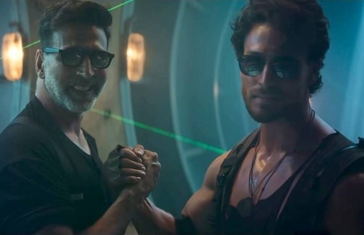 ޓައިގާ ޝްރޮފާއި އަކްޝޭ ކުމާރް.